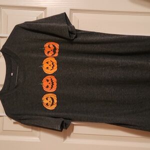 Women's pumpkin top